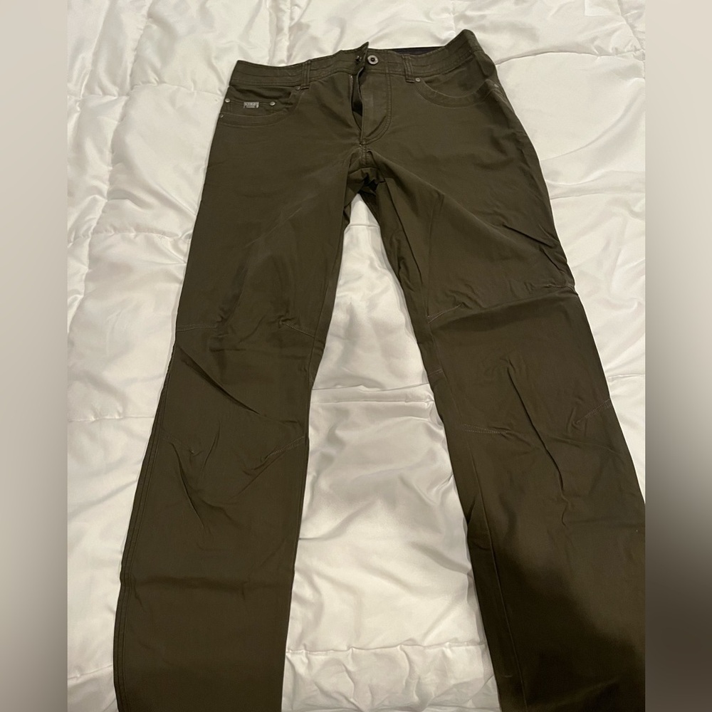 Kohl pants, size 34x34, olive green